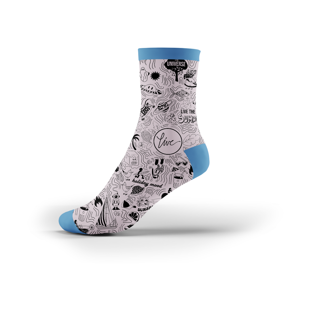 Calcetines blancos con dibujo negro